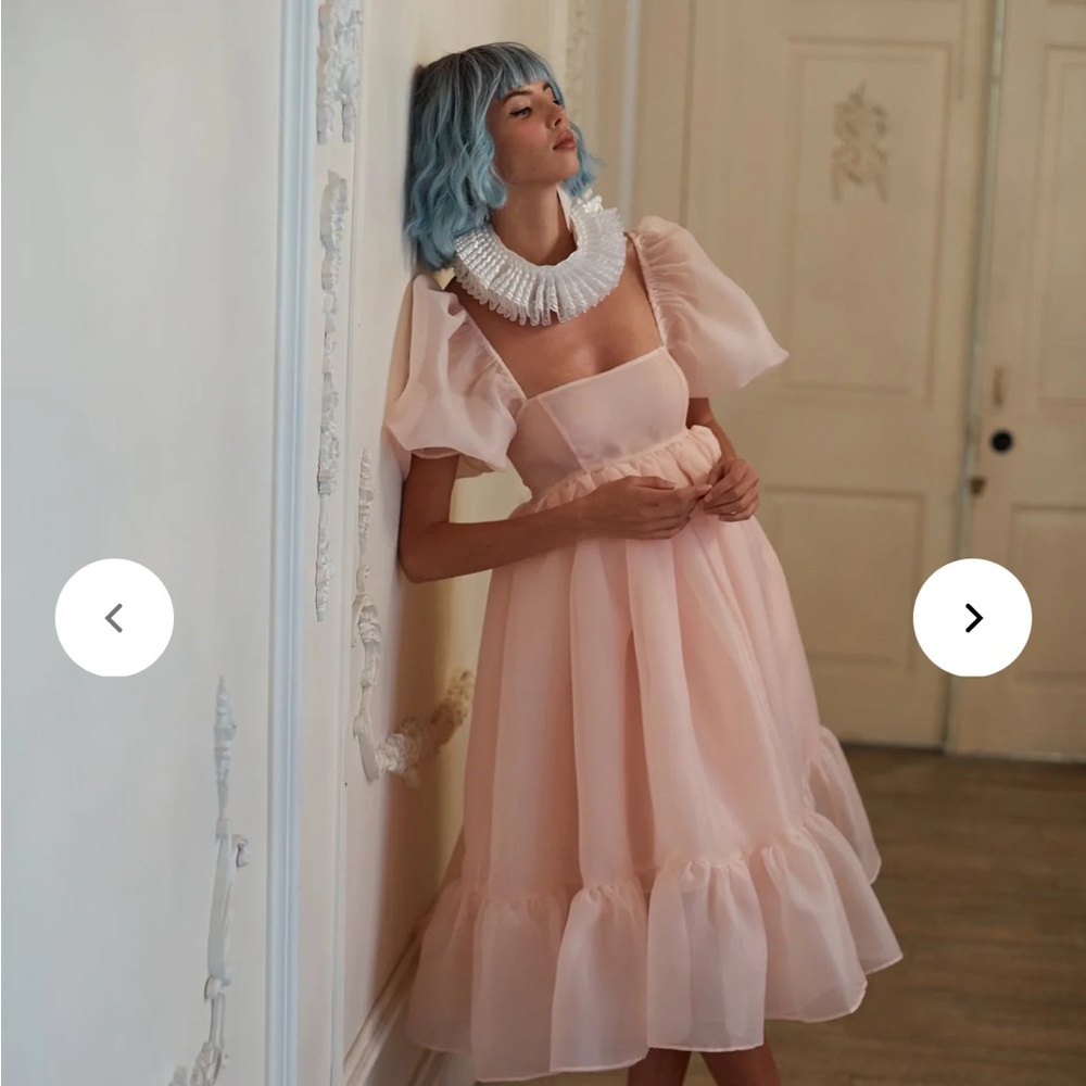 Selkie Blush Puff Sleeve Midi Dress - Picture 3 of 9